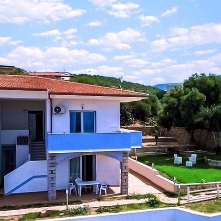 Beb Con Piscina Villa Del Borgo Badesi Luaran gambar