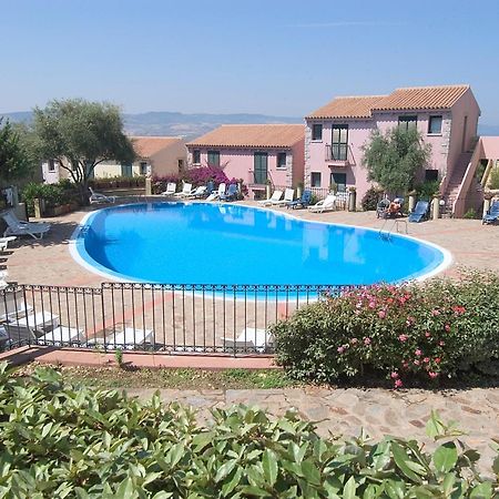 Beb Con Piscina Villa Del Borgo Badesi Luaran gambar