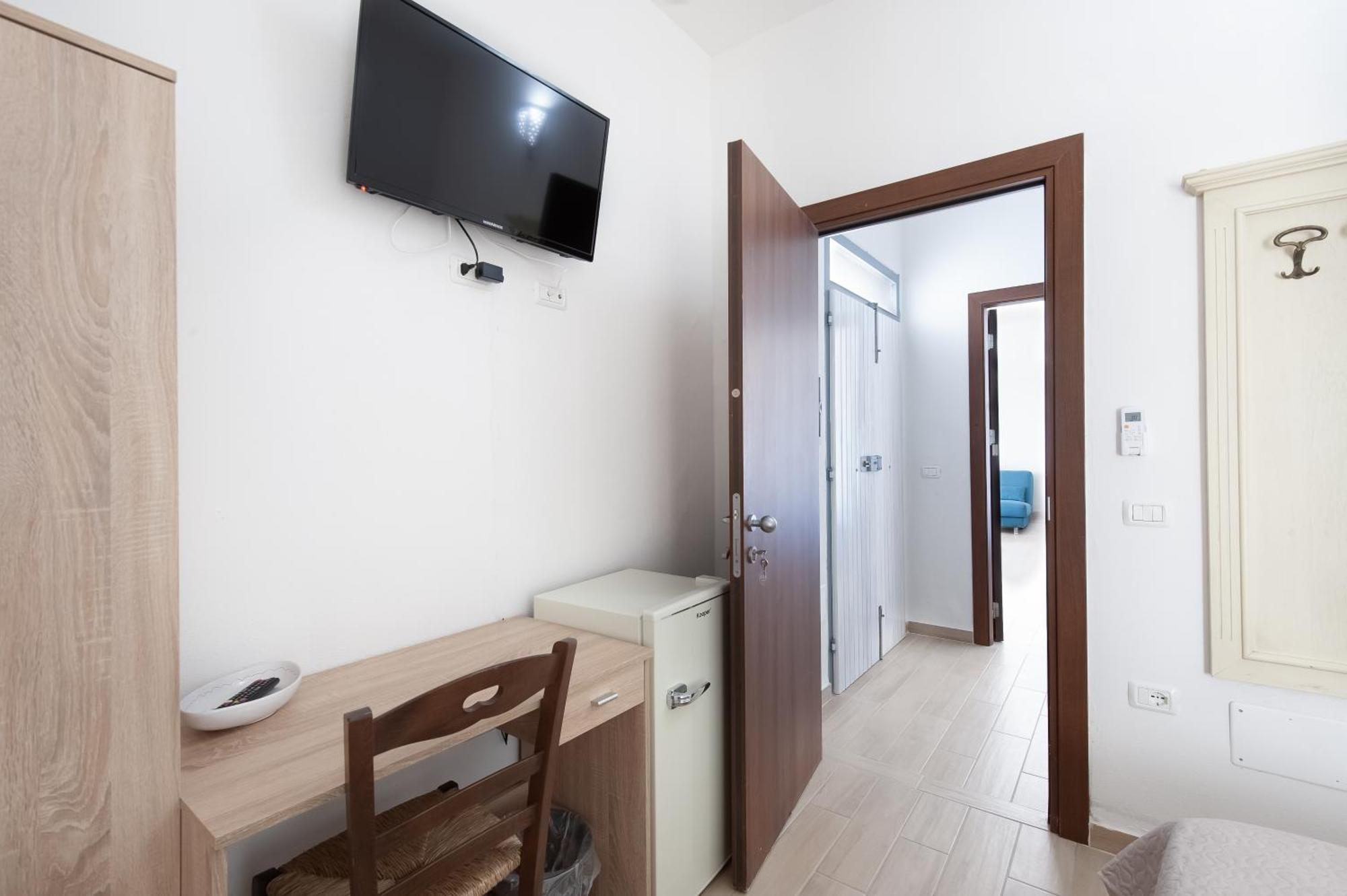 Beb Con Piscina Villa Del Borgo Badesi Luaran gambar